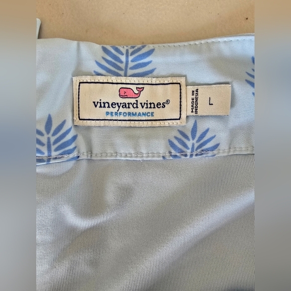 Vineyard Vines Women's Perfromance Blue Skort Size L. - Picture 3 of 6